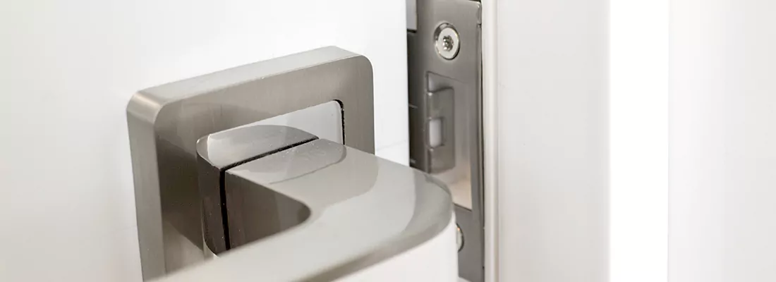 Seamless Integration of Magnetic Locks with Access Control Systems in Miami Beach, FL